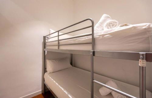 EG42B - Piso modernista 6 pax con WIFI en centro Barcelona - Foto 28