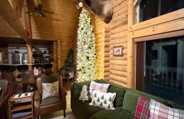 Large Off-Grid Luxury Cabin- creek land & views - Foto 6