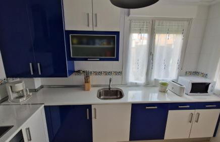 Chalet Adosado con jardín - Foto 7