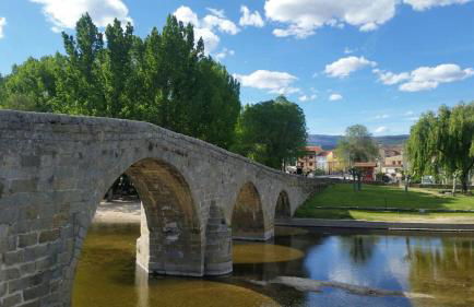 La plazuela Navaluenga - Photo 7