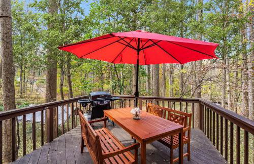 Hot Tub, Deck&Grill, Game Room, WiFi at Cute Cabin - Foto 6