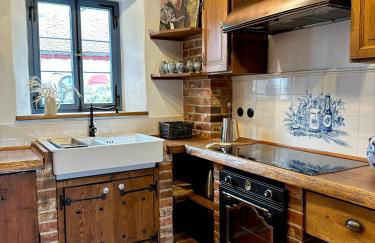 Cosy historic brewery with beautiful outdoor space - Foto 8