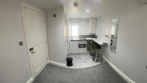 Cozy Studio Flat Romford, London - Foto 3