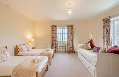 Armswell House - Photo 19