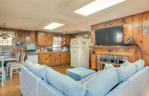 Family-Friendly Home! Walk to Sea Street Beach - Foto 4