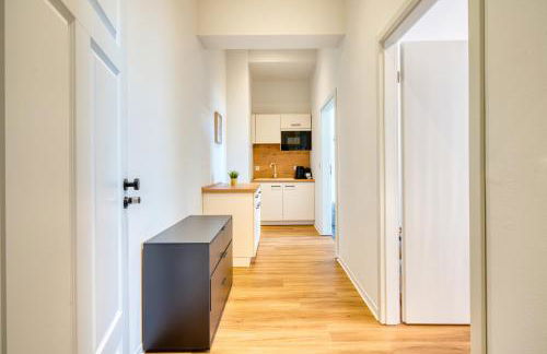 Halle Suites by FullHouse - free parking & WiFi - Foto 32