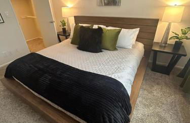 Beverly Hills City Vibe 1 br Apt w Parking 324 - Photo 17