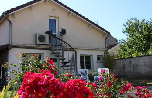 Meublé 2* climatisé dans un quartier calme - Foto 11