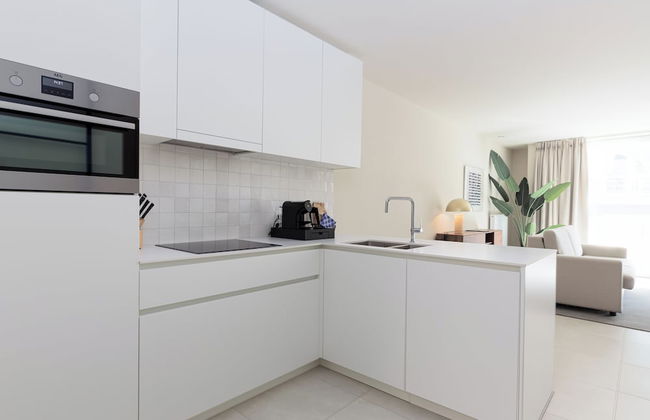 Casselbergh Residences Leader - Photo 13