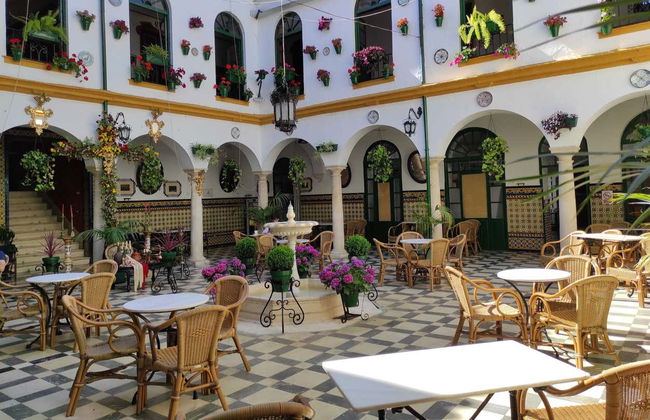 Visita guiada por Cabra - Foto 8