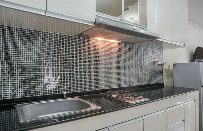 Strategic And Compact Studio Apartment At Royal Mediterania Garden Residence - Foto 9