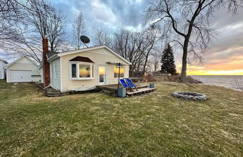 Lakefront Home w/Brilliant Views - Foto 11