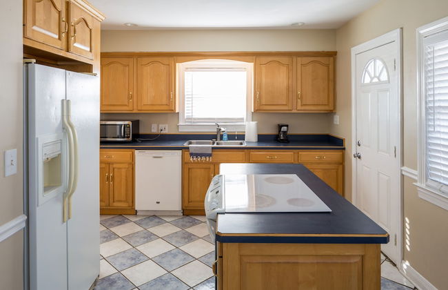 Spacious 6BR /2.5 Bath in Highlands! - Foto 11