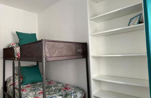 Alojamiento entero. Piso en el centro de El Vendrell. - Foto 35