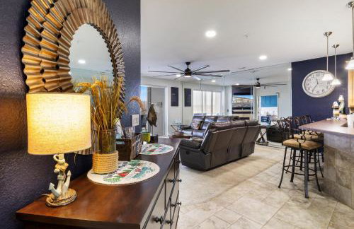 Nautical-Inspired Lakefront Unit w/ Awesome Views - Foto 8