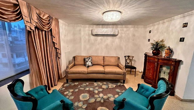 Spacious, Renovated, 2Hb in Style and With Pool - Foto 5, Sala de estar