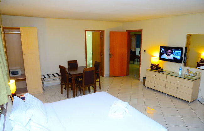 Golden Royale Hotel - Foto 12