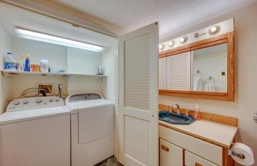 Ski-in Condo with Hot Tub on Burke Mtn Slopes! - Foto 30