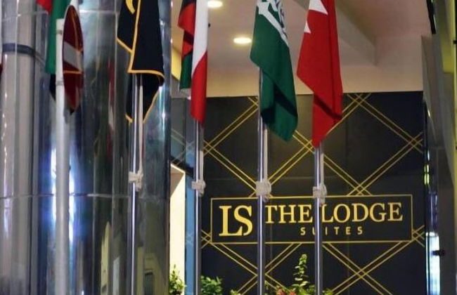 The Lodge Suites - Photo 38