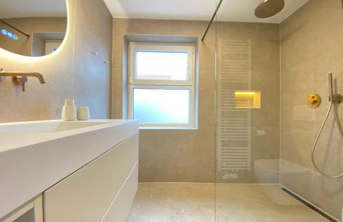 Loft am See I Balkon I Bergnähe I Parken I Schloss - Foto 6