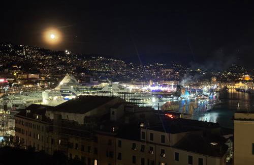 Lanternalba appartamento con vista sul porto antico - Foto 57