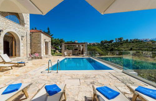 Hectoras Villa in Plaka BY APOKORONAS-VILLAS - Photo 20