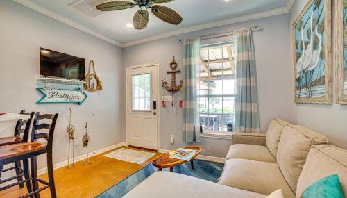 Pet-Friendly Lakefront Getaway with Hot Tub! - Foto 3