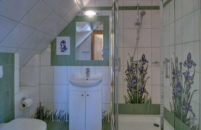 Willa Serafin - Photo 55