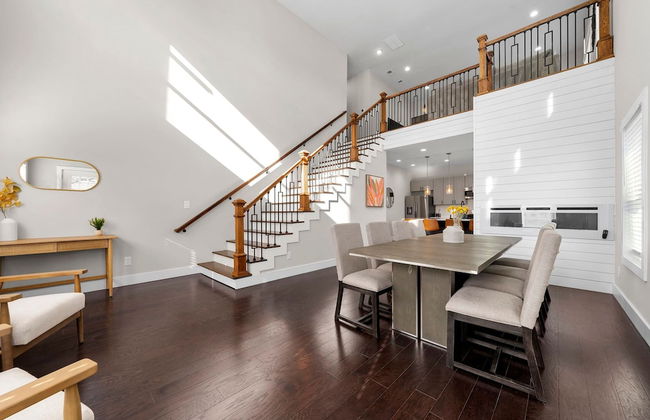 New Luxury Family Friendly Home Centrally Located - Foto 3