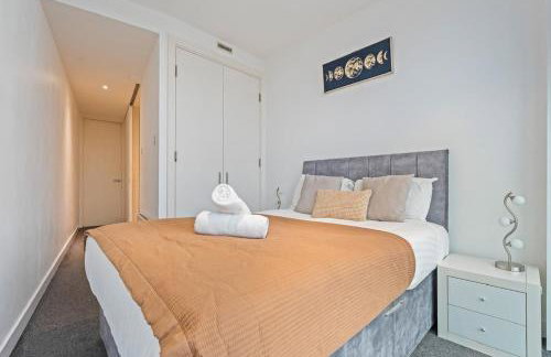 High-Rise Luxury 2-Beds and 2-Baths - Central - Relocation, and Family Friendly - Foto 36