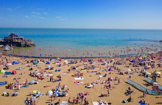 Cosy Coach House Garden Apt by the Sea Res Parking - Foto 27