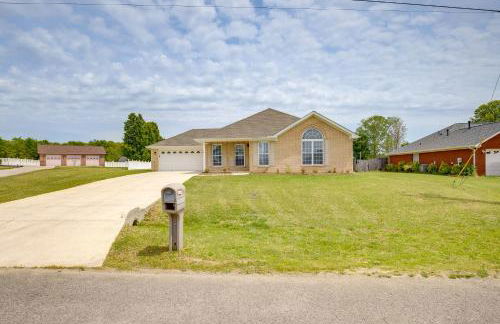 Patio and Spacious Yard Home in Athens - Foto 25