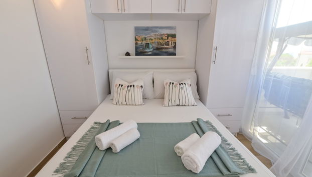 Apartment Luka With a Private Pool - Foto 4, Habitación