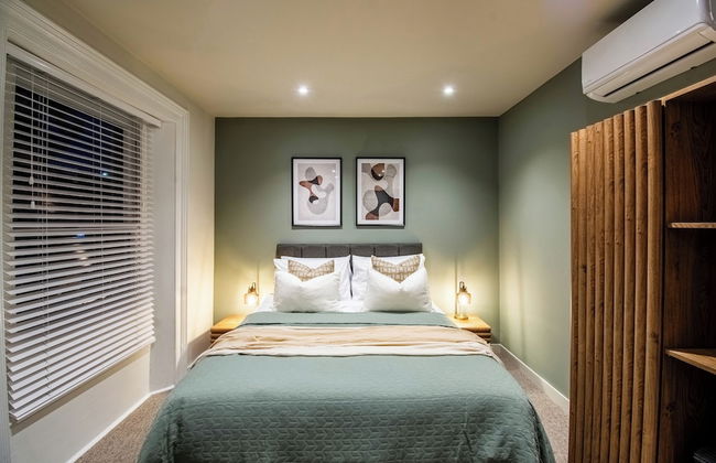 Thetford Hive - Photo 11