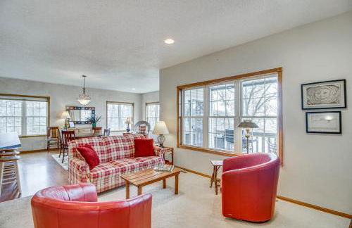 Pelican Rapids Lake House with Water Views and Dock! - Foto 6