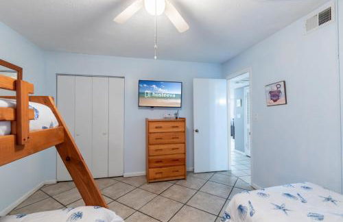 Romar Tower Beachfront Condos - Foto 46