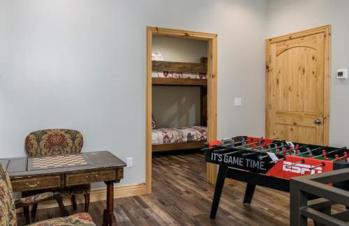 East Zion Trails Retreat-Hot tub, Resort Amenities, Exceptional - Photo 23