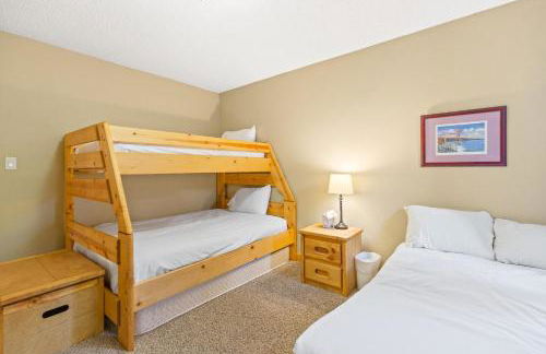 Rocky Mountain Escape with Vista View - Wildernest - Foto 19