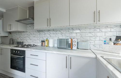 Beautiful 3 bedroom House near West Bromwich -contractors, Family, NHS - Foto 20