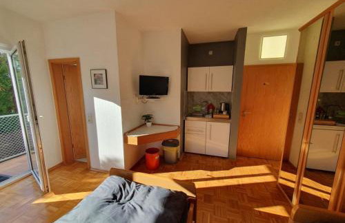 ABM Apartment 16 - Photo 5