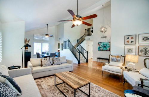 Upscale Phoenix Abode Walk to South Mountain Park - Foto 5