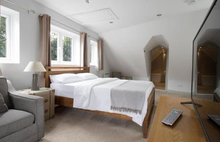 KingsHouse In Cheam Village - Photo 9