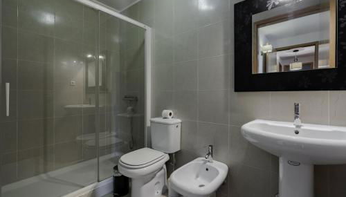 Fully Equipped 3 bed - Parking - Foto 4