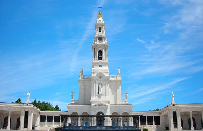 Óbidos, Nazaré, Batalha y Fátima - Tour privado - Foto 1