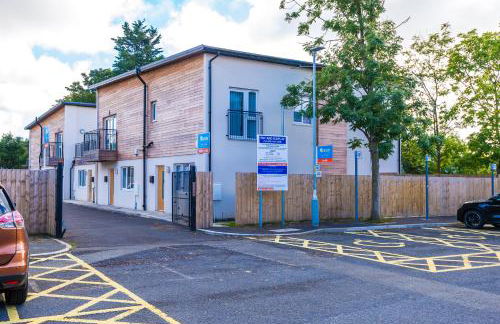 Formby Village Apartments By Greenstay Serviced Accommodation - Perfect For SHORT & LONG STAYS - Couples, Friends, Families & Business Travellers All Welcome - Dog Friendly - 7 - Foto 23