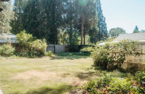 Grass Valley Home with Hot Tub - Photo 37