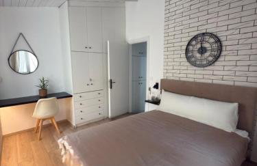 Julies Homes - Photo 2