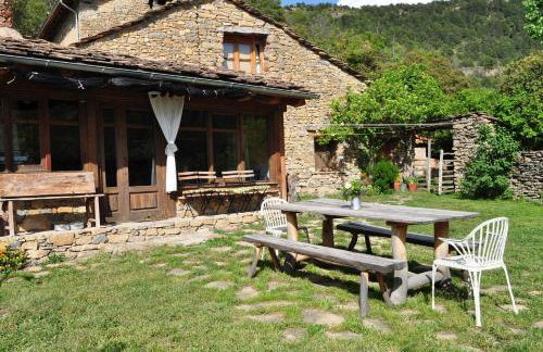 La Pegatera Masia rodeada de bosque ideal para desconectar - Photo 24