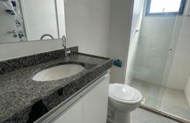 Ap em Juazeiro do Norte com dois quartos com cama de casal e ar condicionado - Foto 6