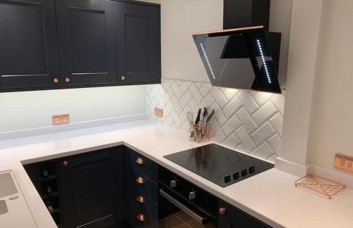 3 Bedroom apartment in Harborne - Photo 32